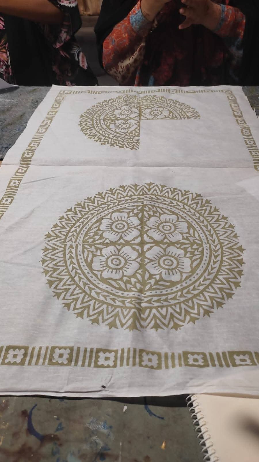 টেবিল রানার